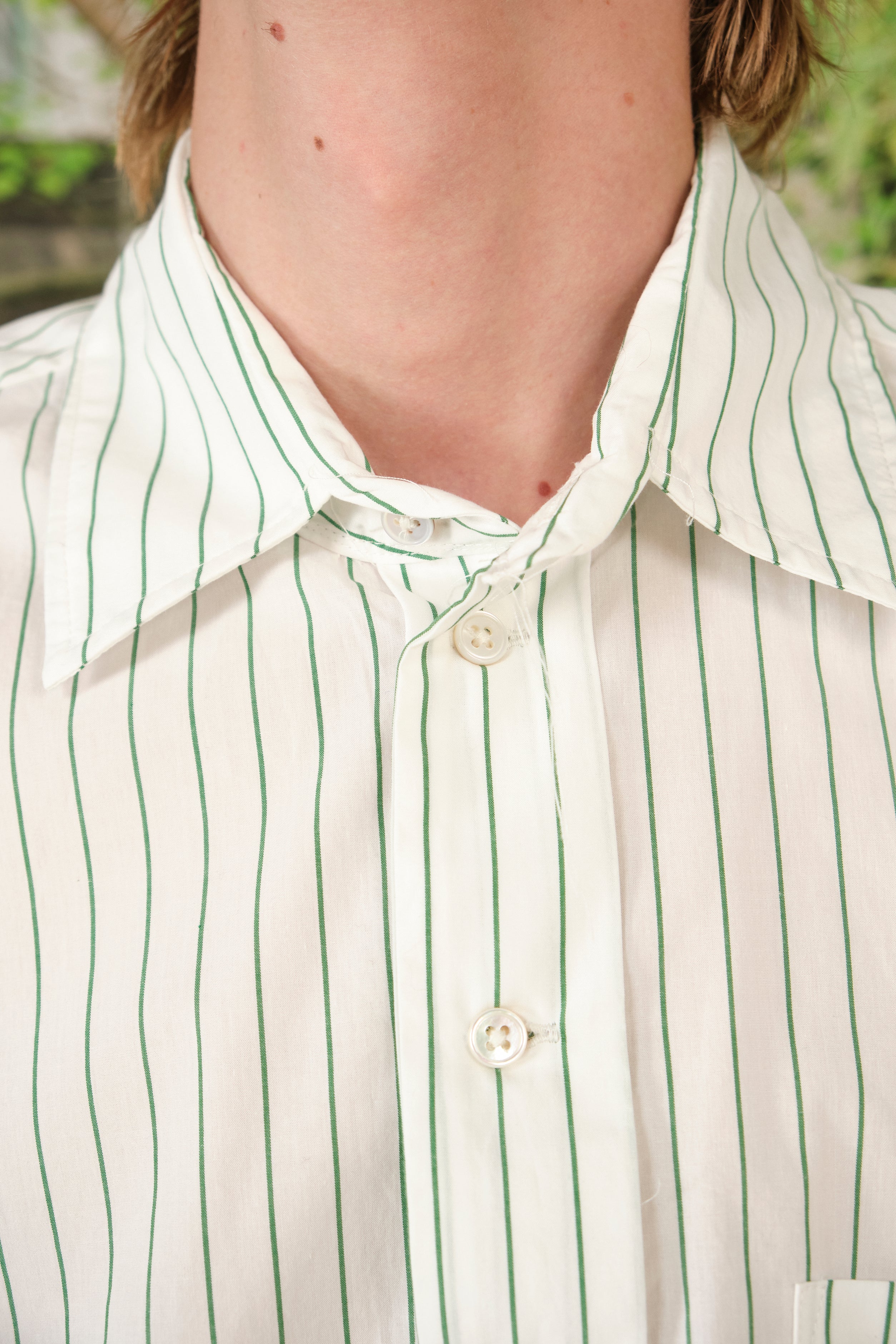 CF.19.04.01.01 BASIC SHIRT white/green