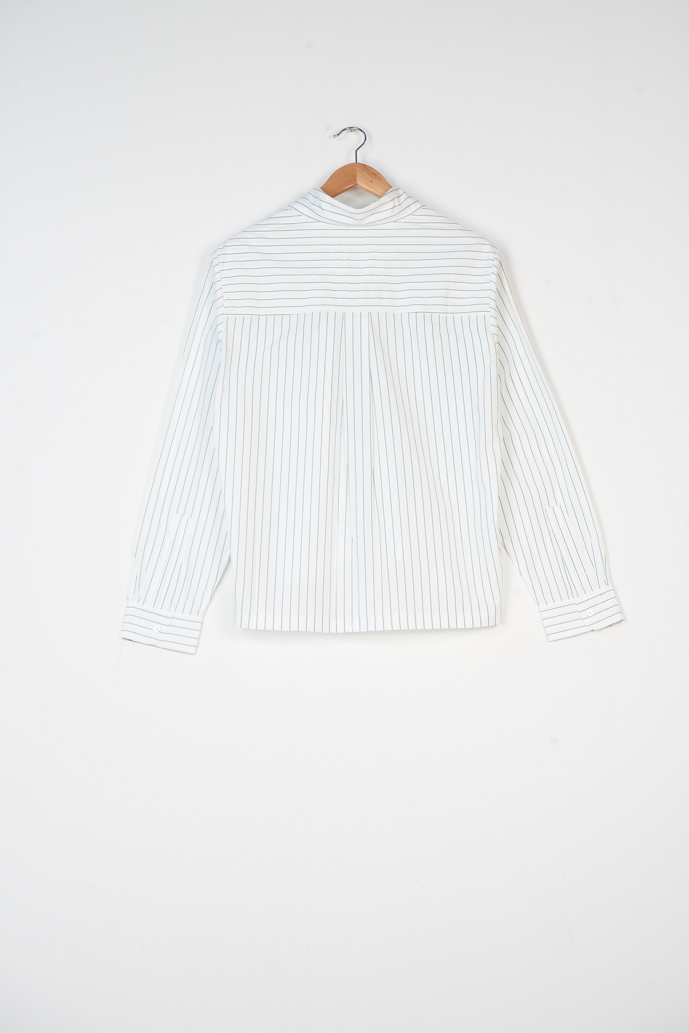 CF.19.04.01.01 BASIC SHIRT white/green