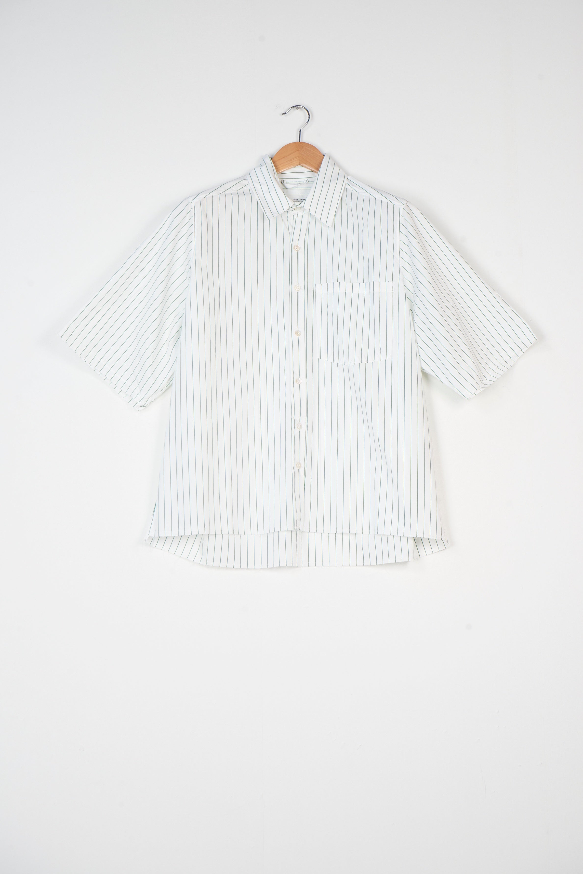 CF.19.04.02.01 BOXY SHIRT white/green stripe