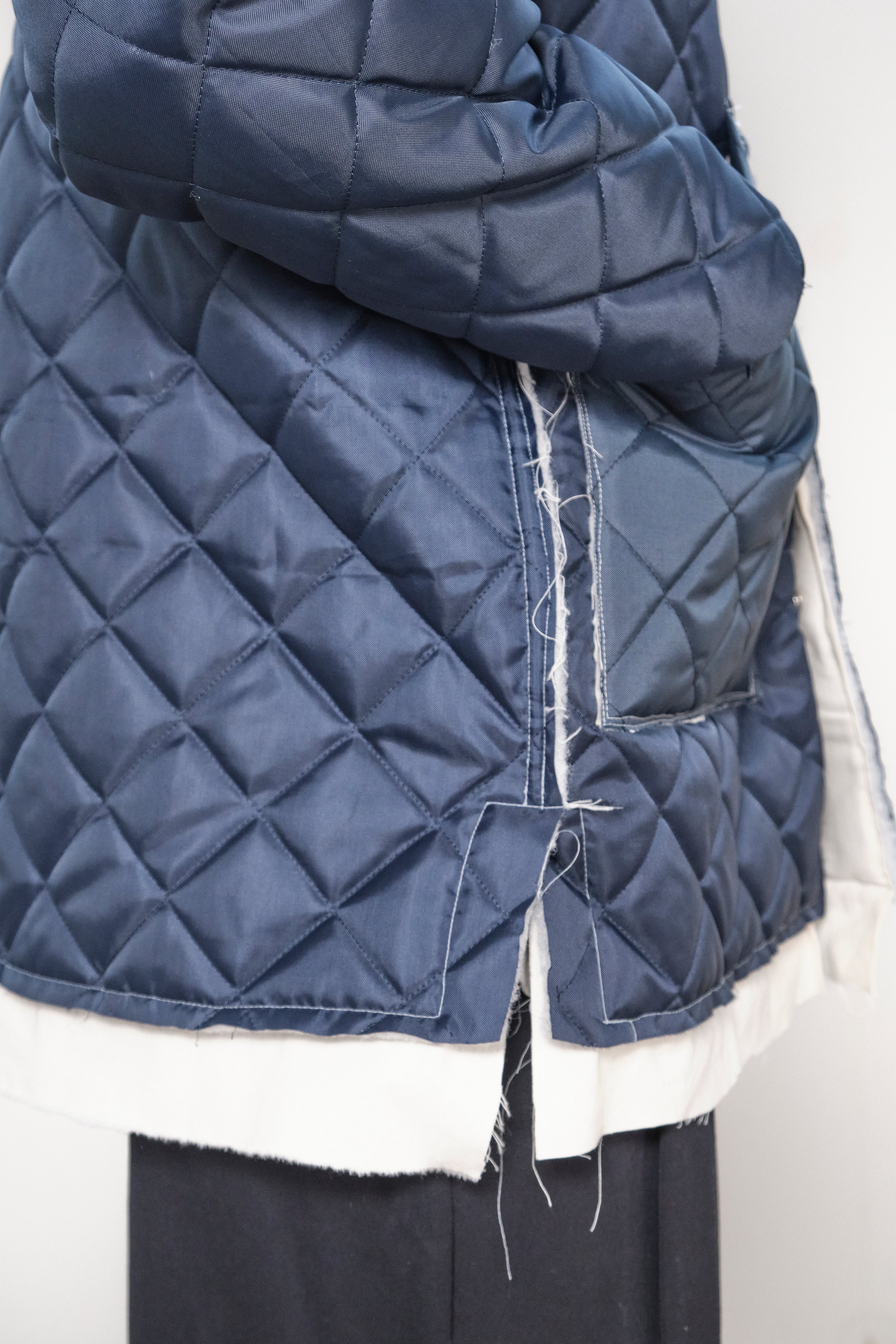 ONE OFF QUILTED COACH JACKET navy