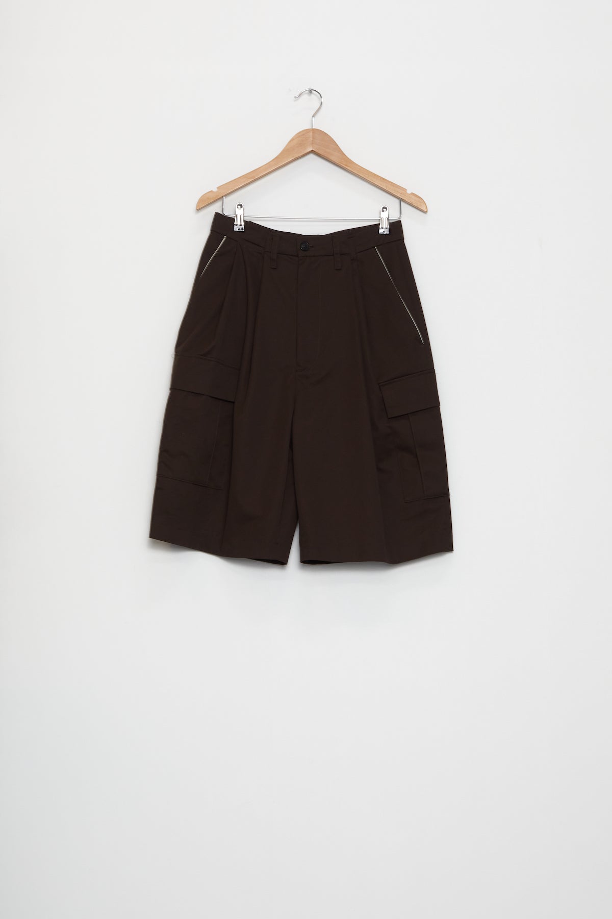 CF.19.13.02.02 CARGO SHORTS brown